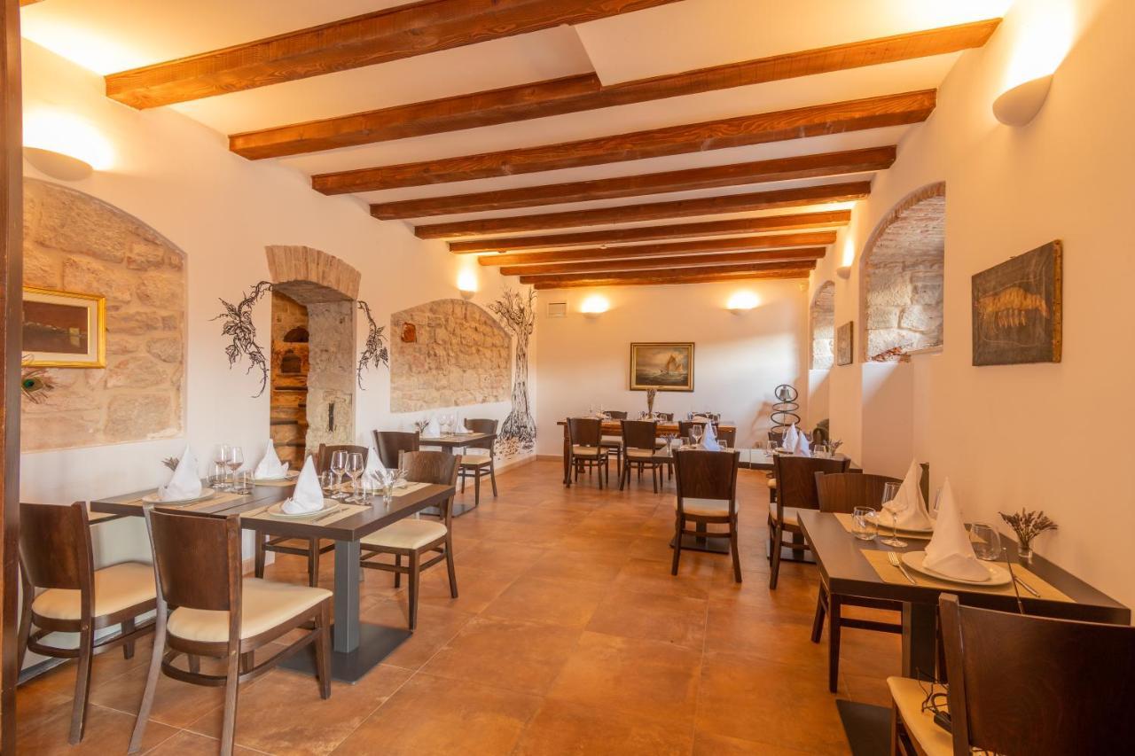 Heritage Apolon Frühstückspension 4*